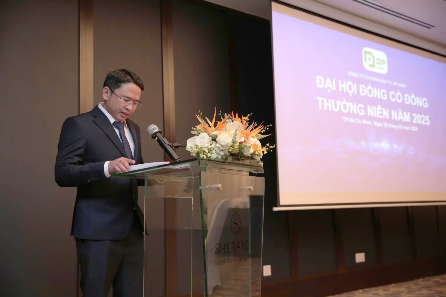 ĐẠI HỘI ĐỒNG CỔ ĐÔNG THƯỜNG NIÊN 2025 CỦA QP XANH: THÀNH CÔNG RỰC RỠ VÀ ĐỊNH HƯỚNG PHÁT TRIỂN BỀN VỮNG 1 Ông Phạm Tự Trọng - Chủ tịch HĐQT